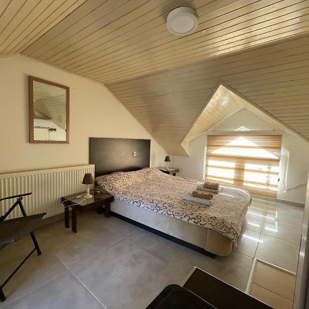 Simic Apartment อารันเยโลวัคส์ ภายนอก รูปภาพ